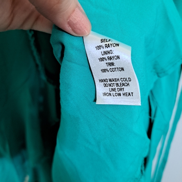 Lulu’s Green Wrap Midi Dress Small - Picture 7 of 12